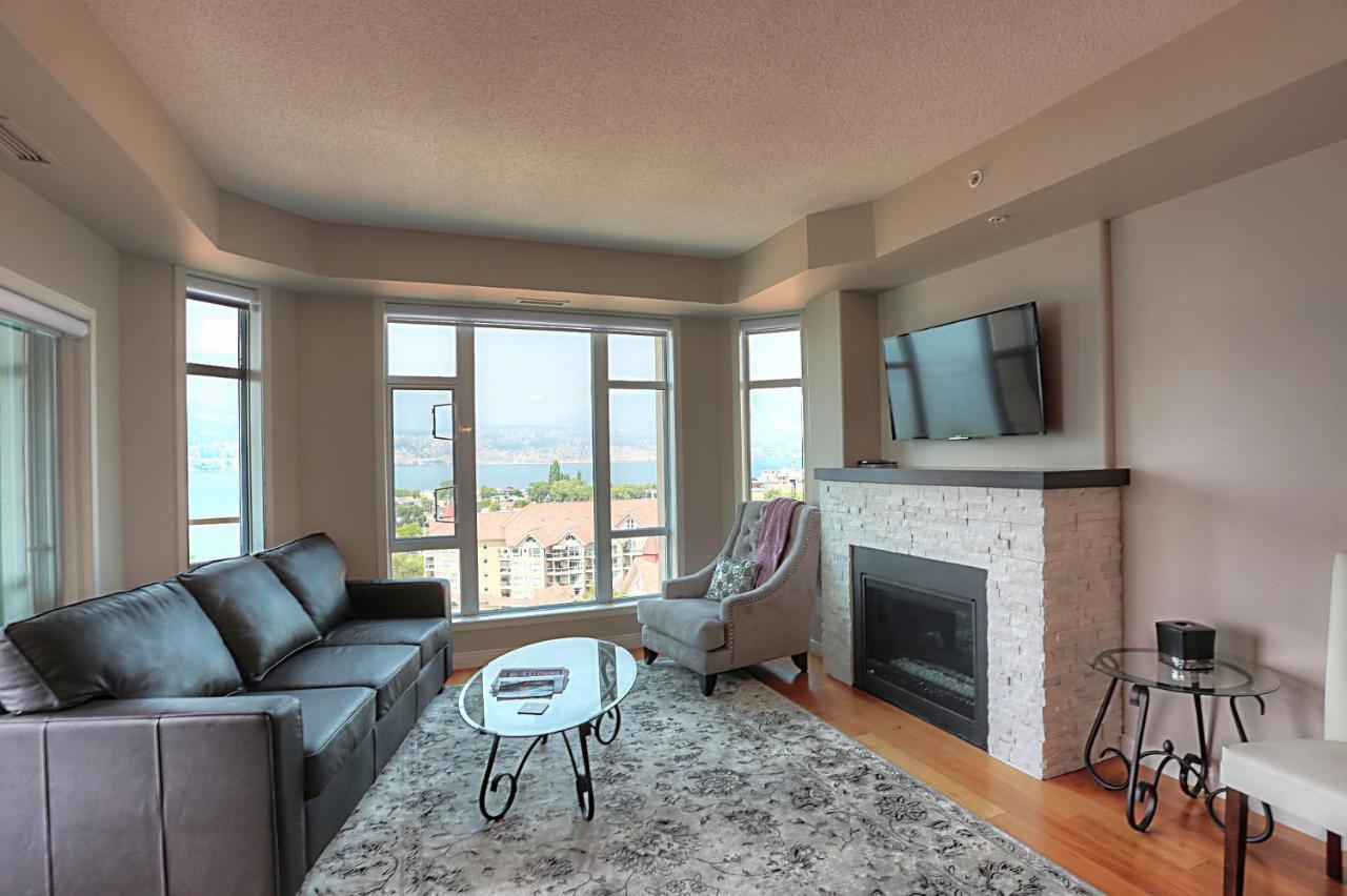 Sunset Waterfront Resort By Kelownacondorentals Exterior foto